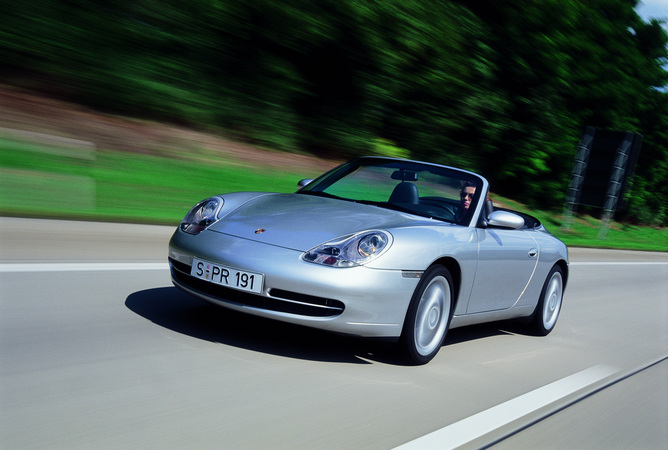 Porsche 911 Carrera 4 Cabriolet Tiptronic