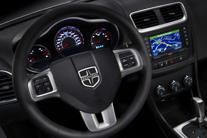 Dodge updates the Avenger for 2011