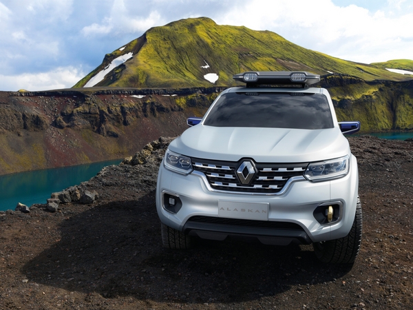 Renault's pick-up will be jointly produced with equivalent vehicles from Nissan and Mercedes