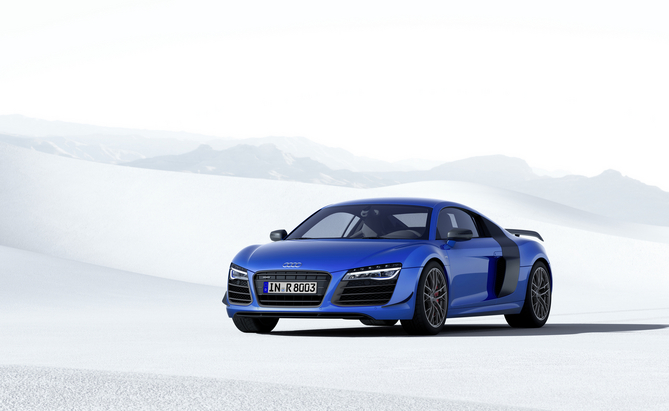 The R8 LMX is powered by a more powerful version of the 5.2 liter V10 petrol engine