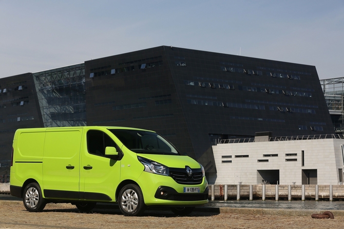 Renault Trafic 3L L2H1 1,2T 1.6 dCi