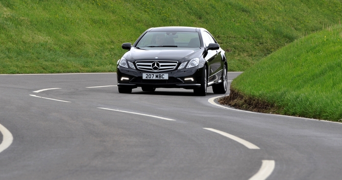 Mercedes-Benz E220 Coupe CDI BlueEFF. Sport