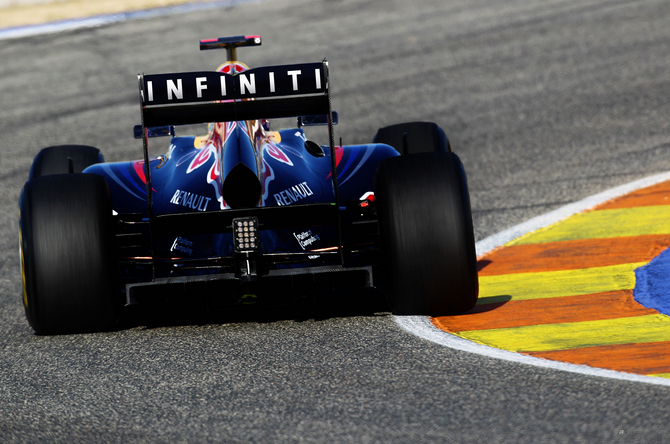 Infiniti teams up with RedBull