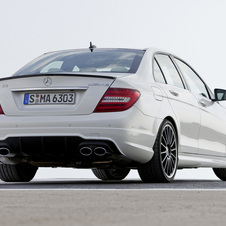 Mercedes-Benz reveals official C 63 AMG specs