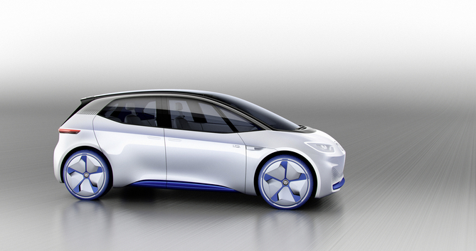 According to the brand offers an range of 400 and 600 kilometres on a single battery charge, depending on driving