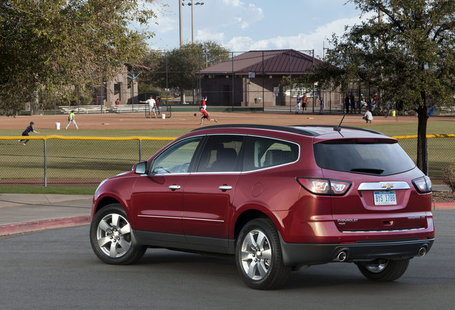 2013 Chevy Traverse Gets New Face, Upgraded Materials and Better Ride