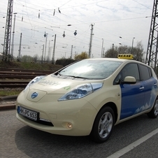 Wichtig für den Einsatz des Leaf ist die Verfügbarkeit eines Schnelladesystems