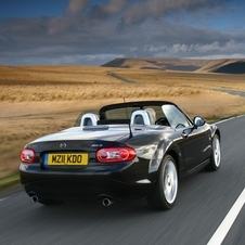 Mazda MX-5 Coupé Cabriolet 2.0i Kendo