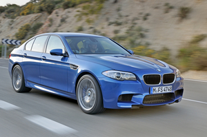 BMW unveils new M5