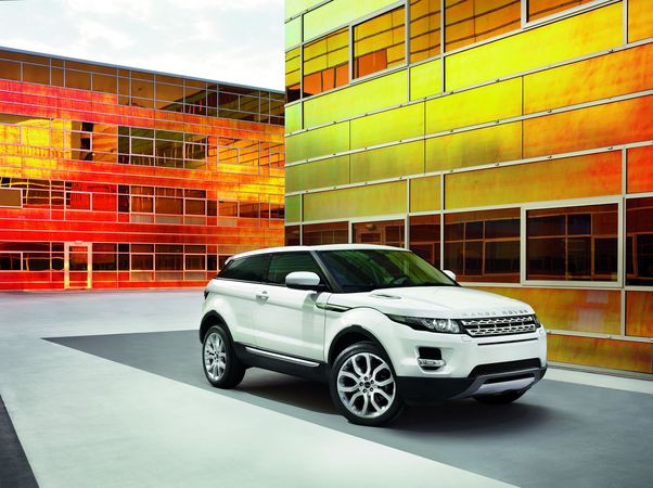 Range Rover Evoque: the smaller and greener crossover