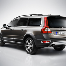 Updates for Volvo’s V70, XC70 and S80