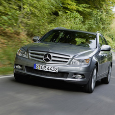 Mercedes-Benz C Station 200 CGI BlueEfficiency Auto