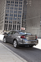 Dodge reveals 2012 Avenger R/T in New York