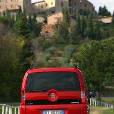 Fiat unveils top of the range Qubo Trekking