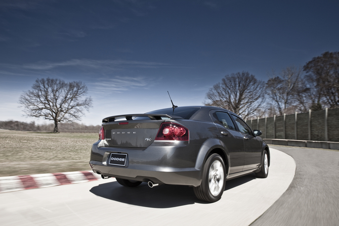 Dodge reveals 2012 Avenger R/T in New York