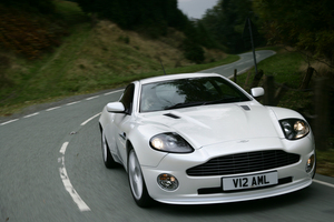 Aston Martin Vanquish S