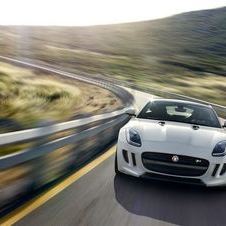 O Jaguar F-Type Coupé  vai ser lançado com três versões