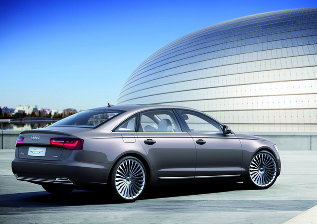 O Audi A6L E-Tron disponibiliza 80km de autonomia elétrica