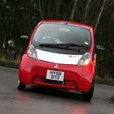 Drivers more confident on electric cars and enjoying low refueling costs