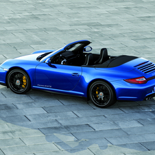 Porsche 911 Carrera 4 GTS Cabriolet