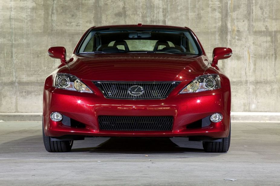 Lexus IS C 250 RWD