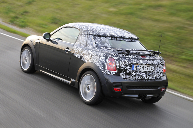 MINI shows-off camouflaged future Coupé model