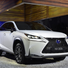 Lexus NX 300h F Sport AWD