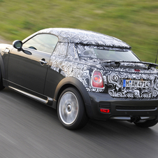 MINI shows-off camouflaged future Coupé model