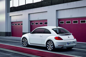 Volkswagen unveils new Beetle