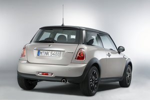 Mini Announces Two More Special Editions Ahead of the London Olympics