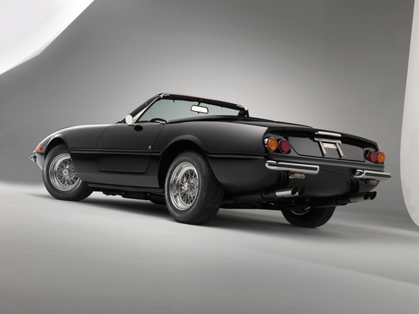 Ferrari 365 GTS4 Daytona Spyder