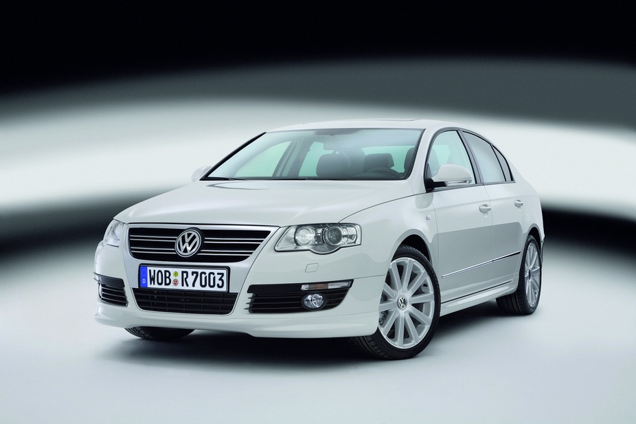 Volkswagen Passat 2.0 TDI 170cv DPF DSG R-Line Edition