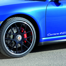 Porsche adds all-wheel drive to the Carrera GTS