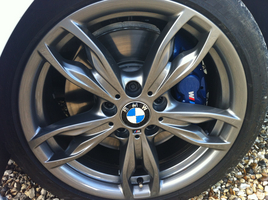 The M135i is optionally available with the BMW Sport Line, BMW Urban Line and M Sport Package.