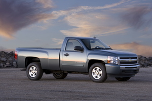 Chevrolet Silverado 1500 Regular Cab 2WD LT1 Standard Box