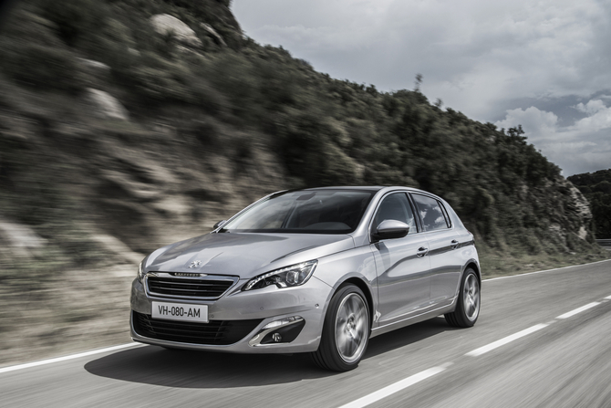 Peugeot auf der IAA Frankfurt 2013