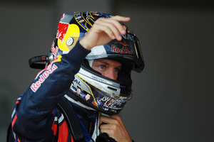 Webber takes pole in Silverstone as McLaren struggles