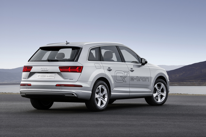 Audi Q7 2.0 TFSI e-tron quattro