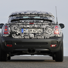 MINI shows-off camouflaged future Coupé model