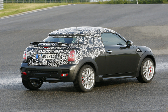 MINI shows-off camouflaged future Coupé model