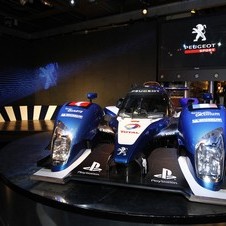 Peugeot reveals its 2011 Le Mans challenger