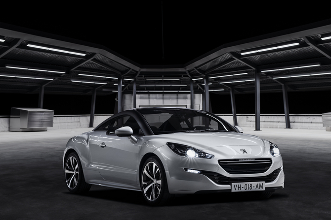 Peugeot RCZ 2.0 HDi FAP