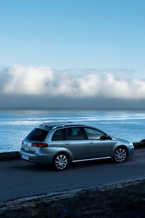 Fiat Croma 2.2 MPI 16v Automatic