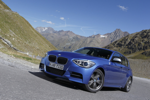 BMW M135i xDrive AT