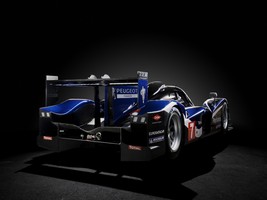 Peugeot reveals its 2011 Le Mans challenger