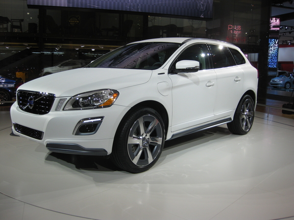 Volvo XC60 Plug-In Hybrid Concept