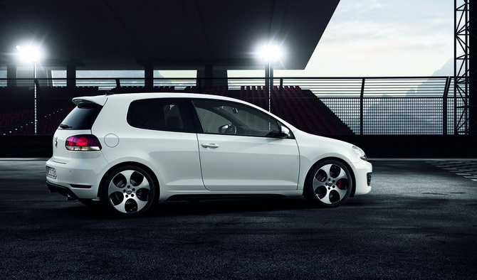 Volkswagen Golf GTI DSG