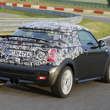 MINI shows-off camouflaged future Coupé model