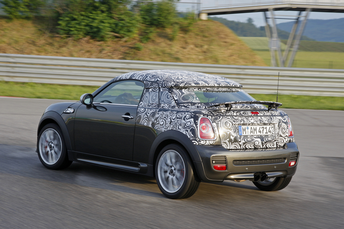 MINI shows-off camouflaged future Coupé model