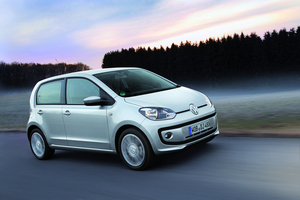 Volkswagen up!  1.0 white up! four-door